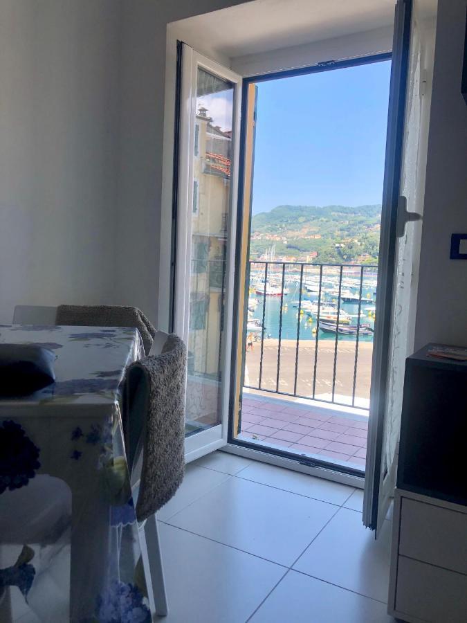 Il Mare Di Cecy - Splendido Appartamento Lerici Exteriör bild